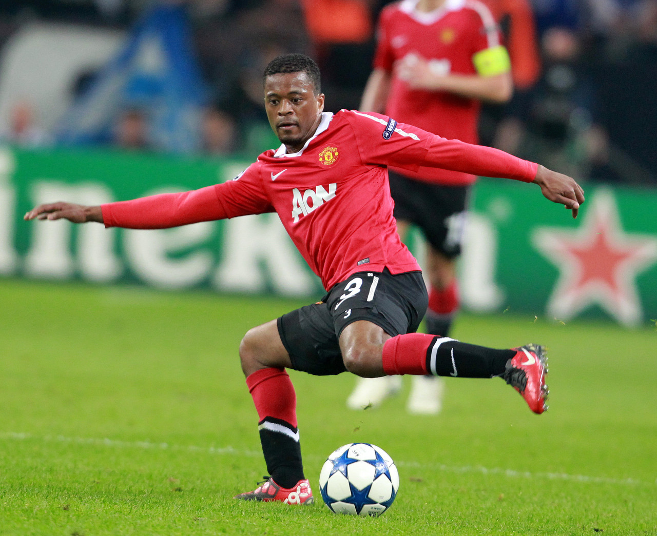 更充满了 更充满了